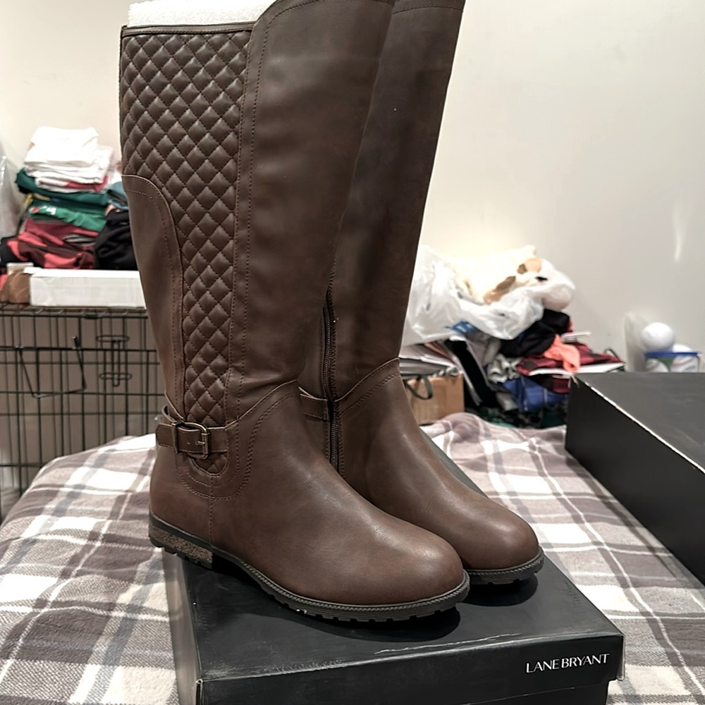Brand new, still in box extra wide calf boot 8W